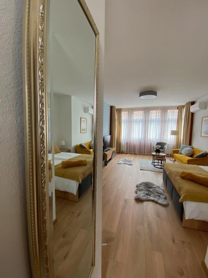 Lovag8 Apartment 布达佩斯 外观 照片